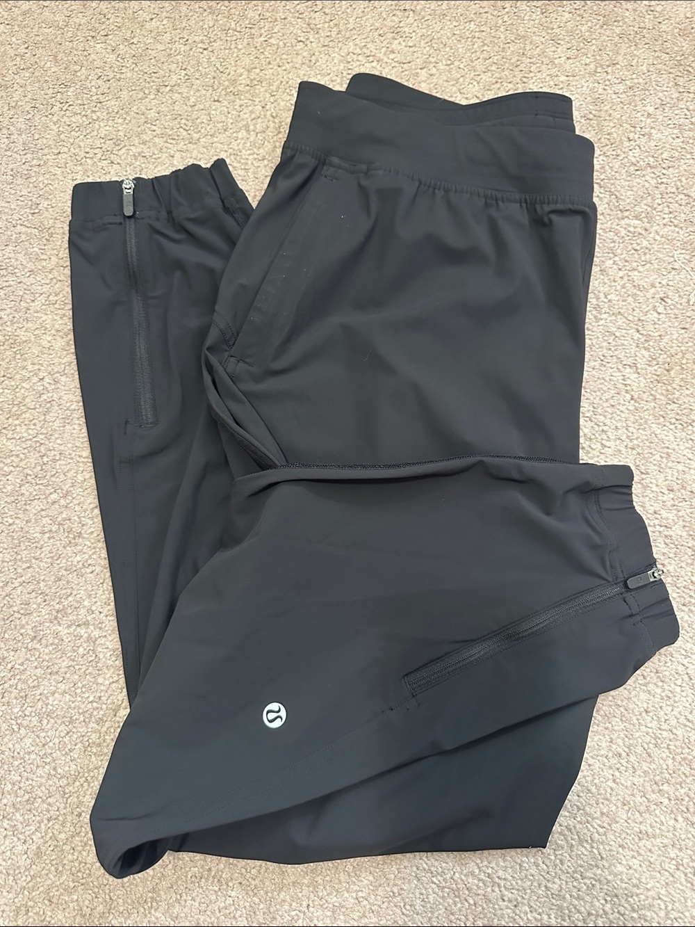 Lululemon Adapted State High-Rise Jogger - Brand new Without Tags